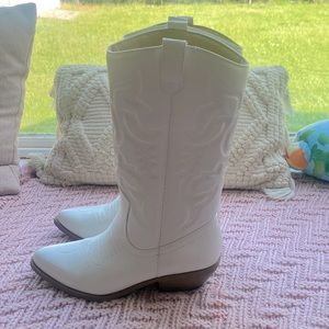 White Cowgirl Boots